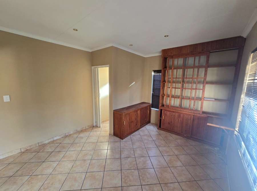 4 Bedroom Property for Sale in Dan Pienaar Free State